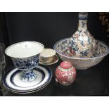 Chinese porcelain basin, 26 cm (diam.), and bottle ewer; a Chinese blue and white stem cup, marked