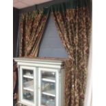 A pair of floral curtains, approx. 100cm wide x 250cm drop