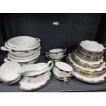 A Minton Versailles part dinner service