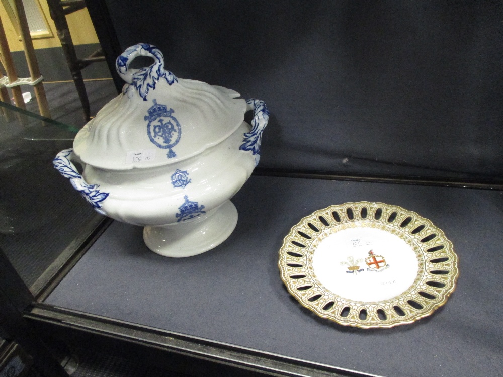 A Copeland plate with Prince of Wales feathers and City of London alms, together with a Cauldon blue