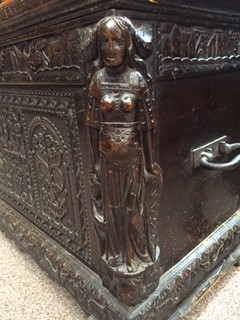 An early 17th century Continental carved wood cassonne, with plain panel top, carved panel front - Image 3 of 8