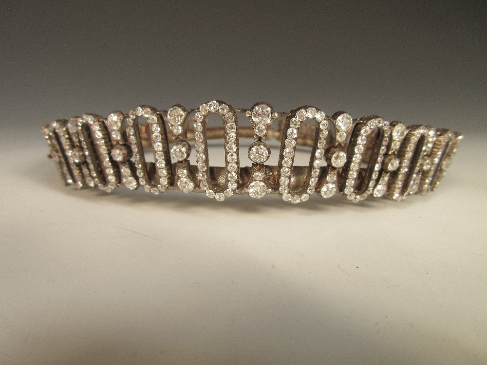 An Edwardian diamond tiara, the gift of the 6th Earl Spencer to his daughter, composed of - Image 12 of 14