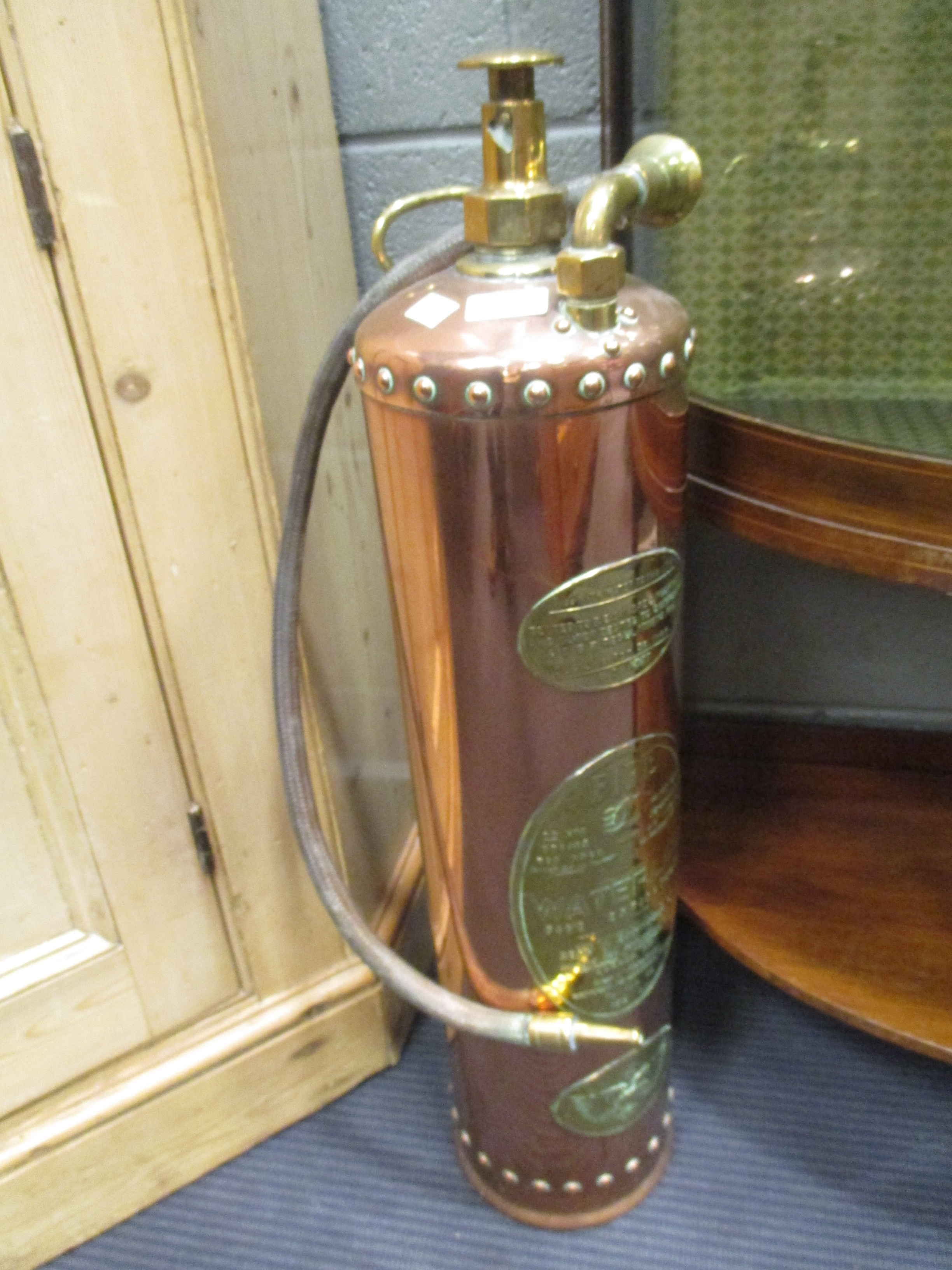 Two copper preserve pans, a tray and a fire extinguisher