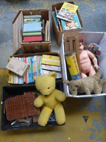 An assortment of mostly children's volumes including Biggles, an unpoened Minibrix Premiers set