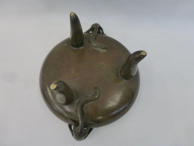 A Chinese bronze twin handled incense burner, the handles in the form of salamanders, the pierced - Image 2 of 3