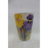 A Clarice Cliff Newport Pottery Bizarre tumbler in the Delecia pansies pattern (small chip on rim).