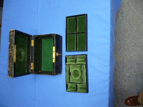An Edwardian leather Jewellery Casket, lined in dark green velvet with one four box tray and the top - Image 2 of 2