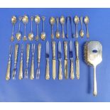 A George V set of six silver Teaspoons and Sugar Tongs, hallmarked Sheffield, 1911, in fitted