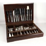 A cased canteen of silver plated cutlery for 8 people, by Arthur Price.