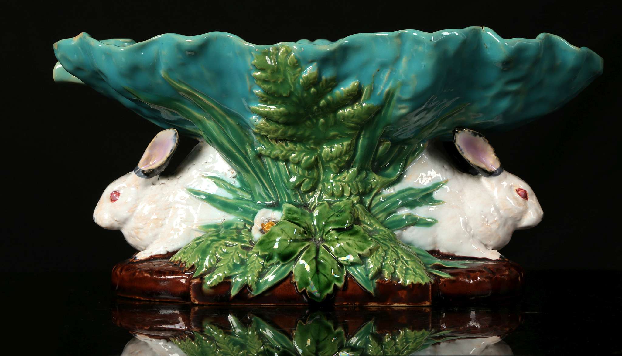 A MINTON MAJOLICA RABBIT COMPORT, dated 1870, modelled as a large cabbage leaf in bright - Image 2 of 5