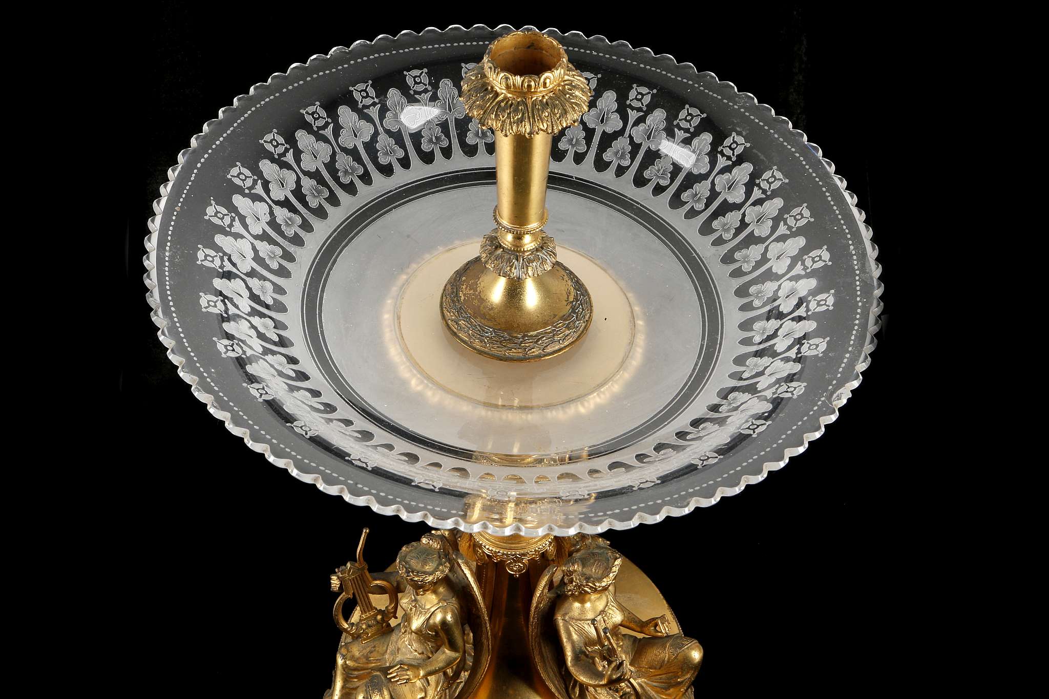 A VERY FINE GILT BRONZE AND ETCHED GLASS TABLE CENTREPIECE, late 19th century, by Horace - Image 6 of 6