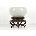 A GE style crackle glazed washer, Yong Zheng mark, with wooden stand, 11cm high