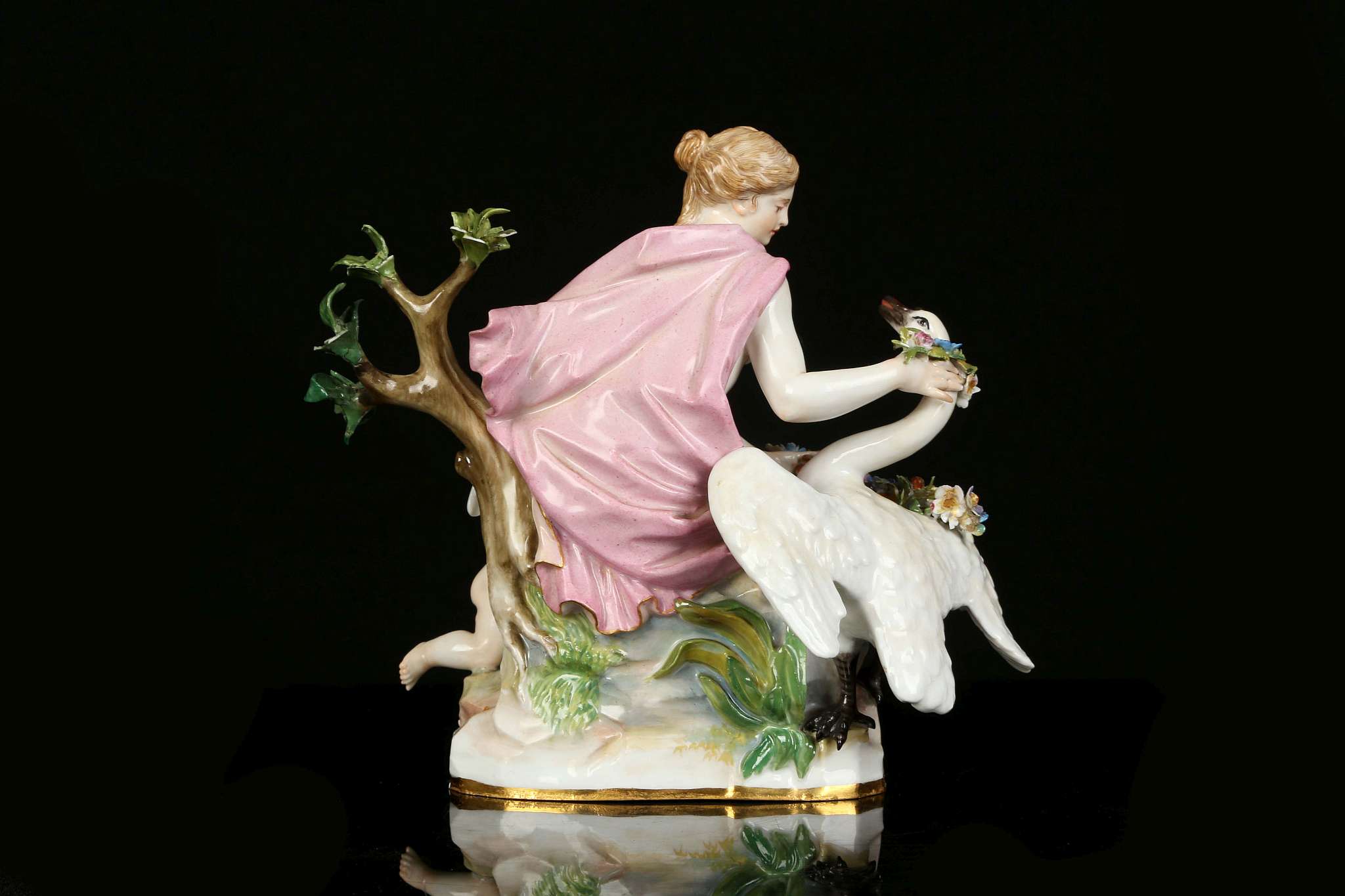 A MEISSEN FIGURE GROUP OF 'LEDA AND THE SWAN', mid 19th century, modelled seated, placing a - Image 3 of 6