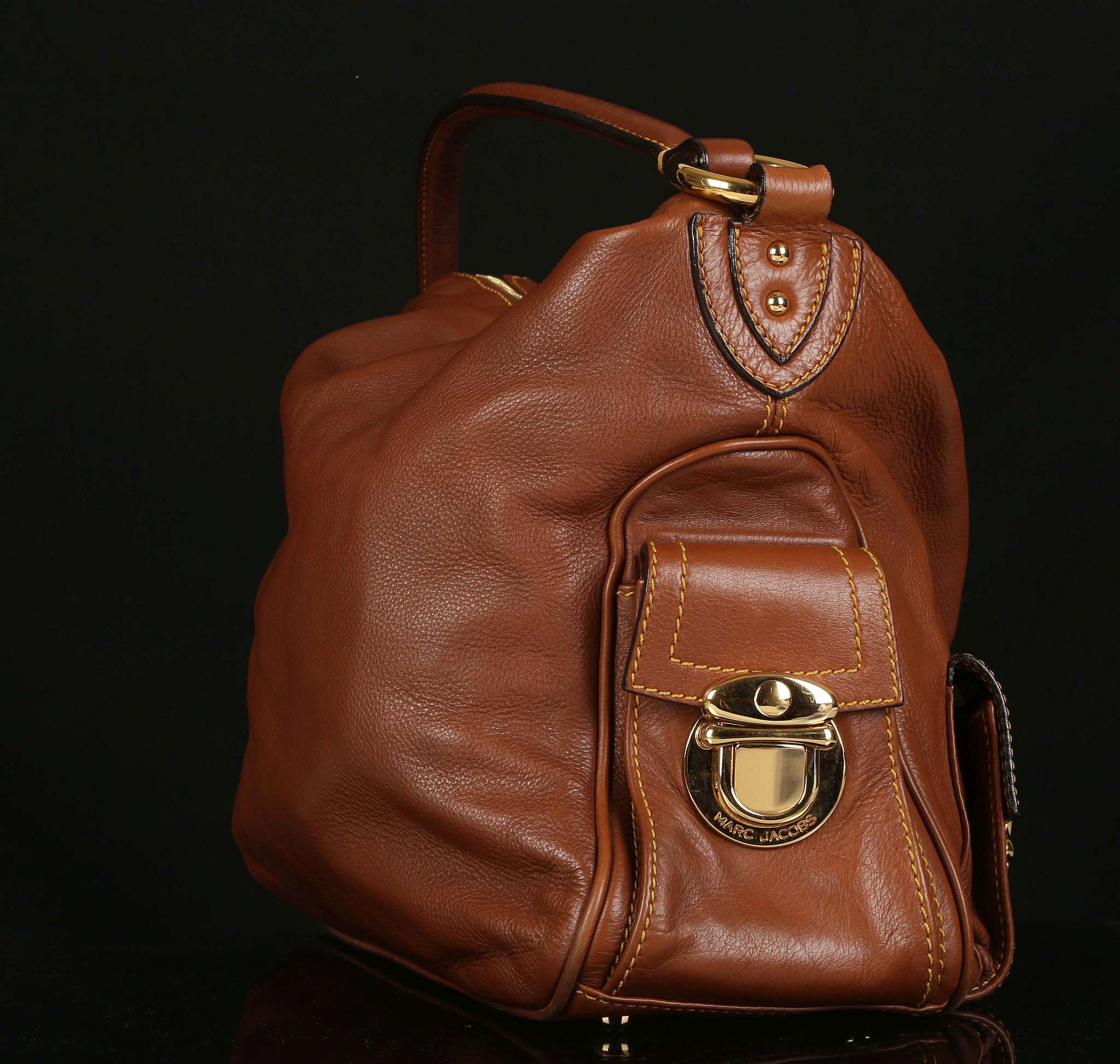 MARC JACOBS BLAKE HOBO BAG, soft brown leather with contrasting stitching, gilt tone hardware, - Image 3 of 6