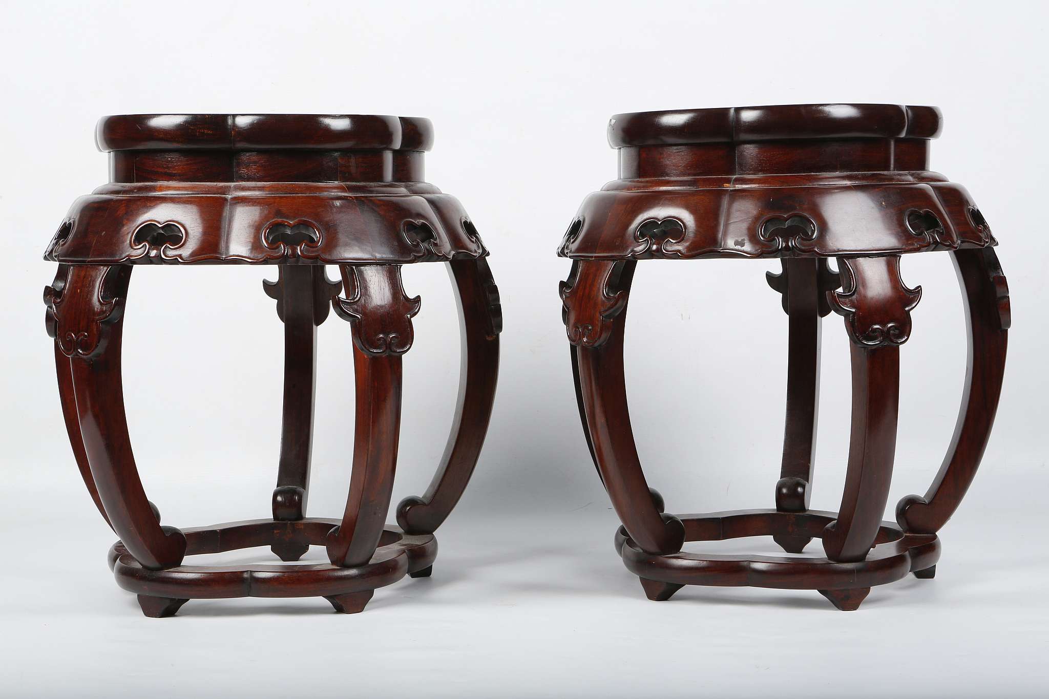 A PAIR OF CHINESE ROSEWOOD BARREL-FORM DRUM STOOLS, ZUODUN.
20th Century.
The solid top panel of - Image 4 of 6