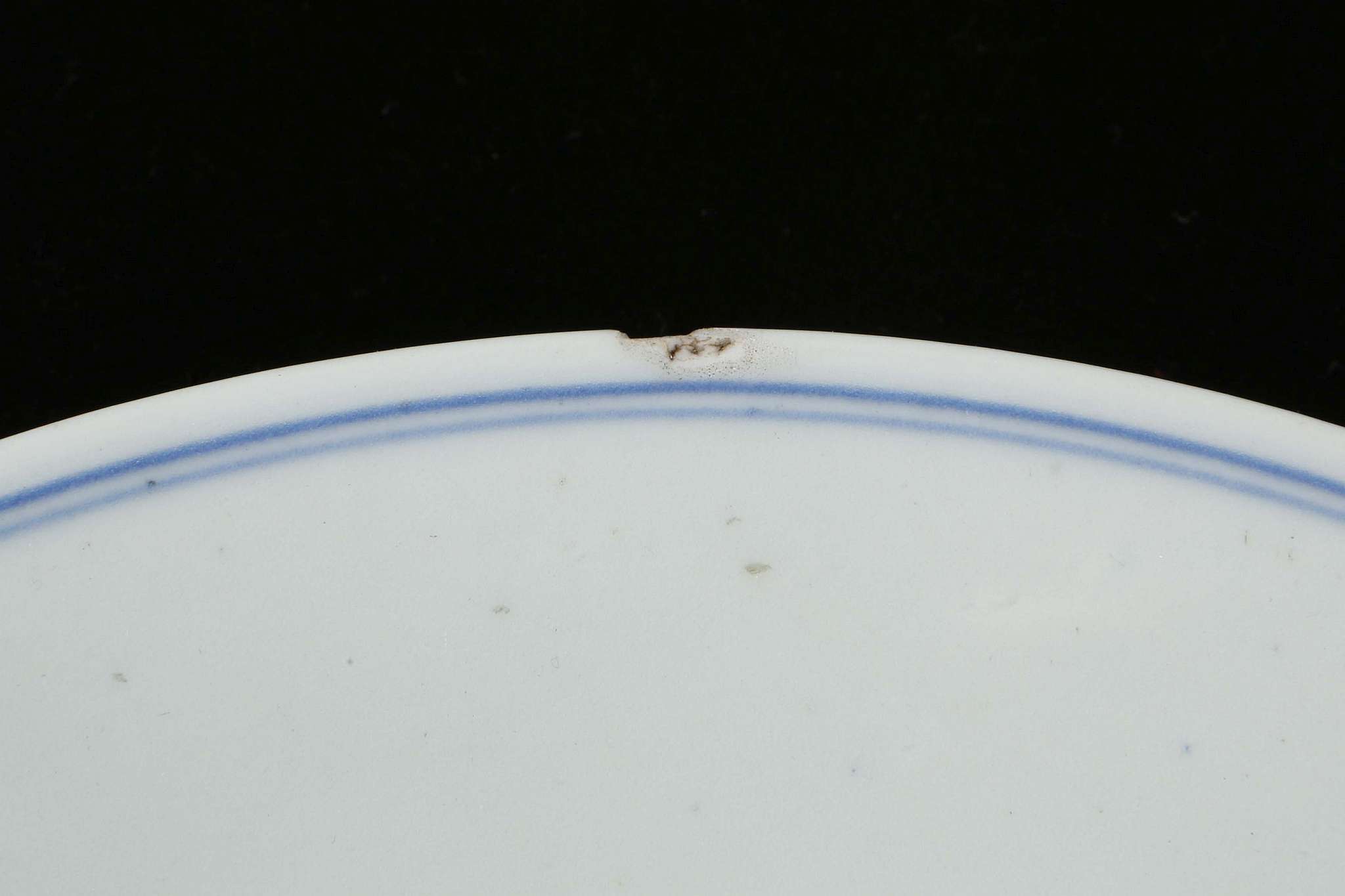 A SET OF THREE CHINESE ENAMELLED BLUE AND WHITE PLATES.
Qing Dynasty, Qianlong mark and of the - Image 5 of 6