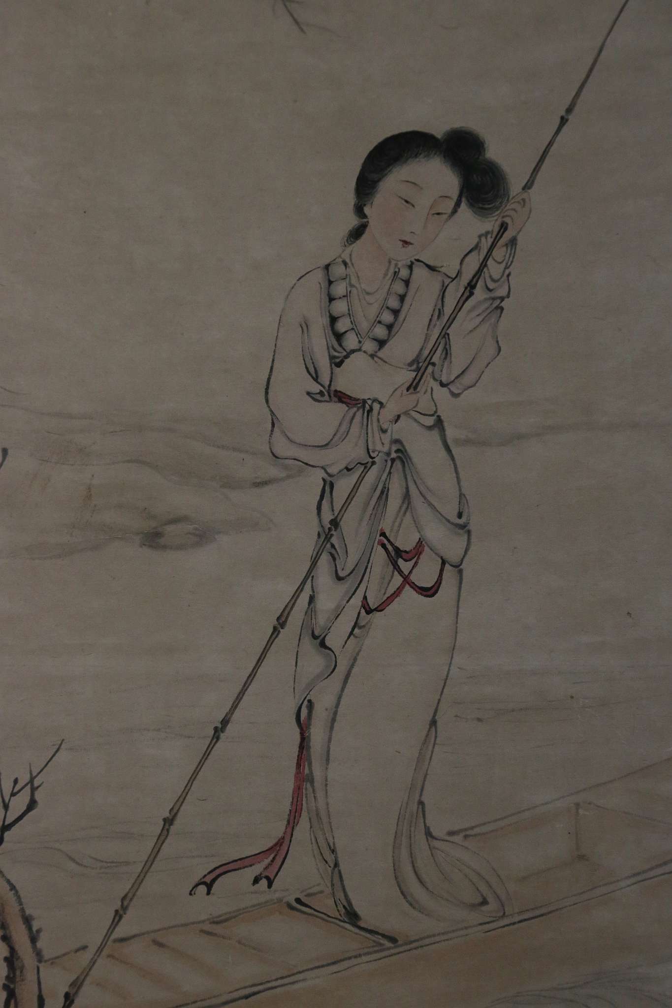 A CHINESE PAINTING OF A BEAUTY ON A BOAT.
19th / 20th Century.
Scroll mounted, 102 x 33cm.

19/ - Image 3 of 6