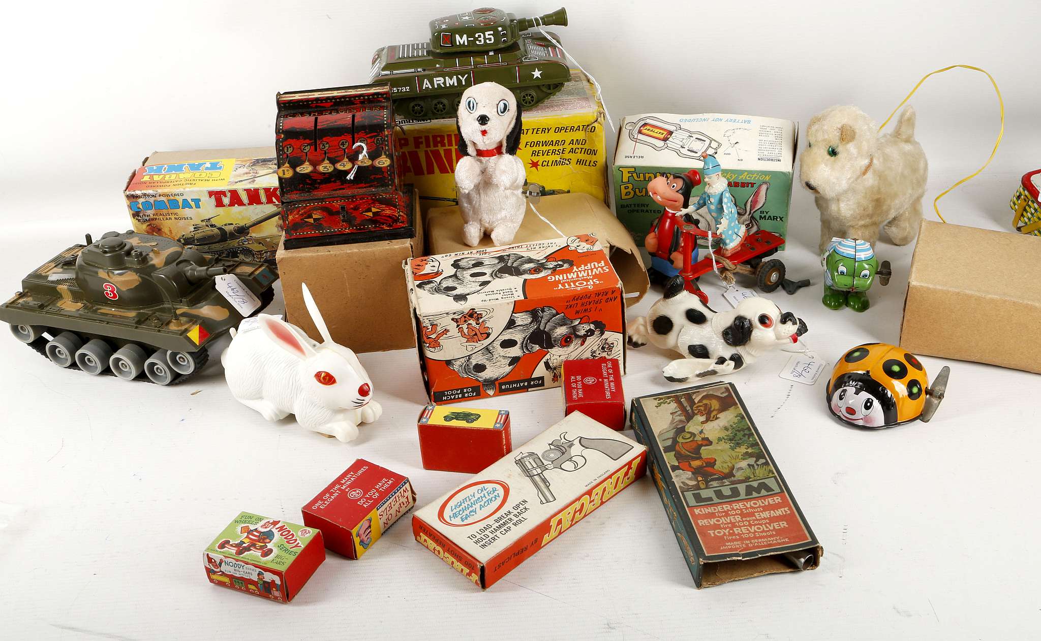 A quantity of 1930's to mid 20th century toys, wit