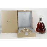 Hennessy Paradis golden boxed (1)