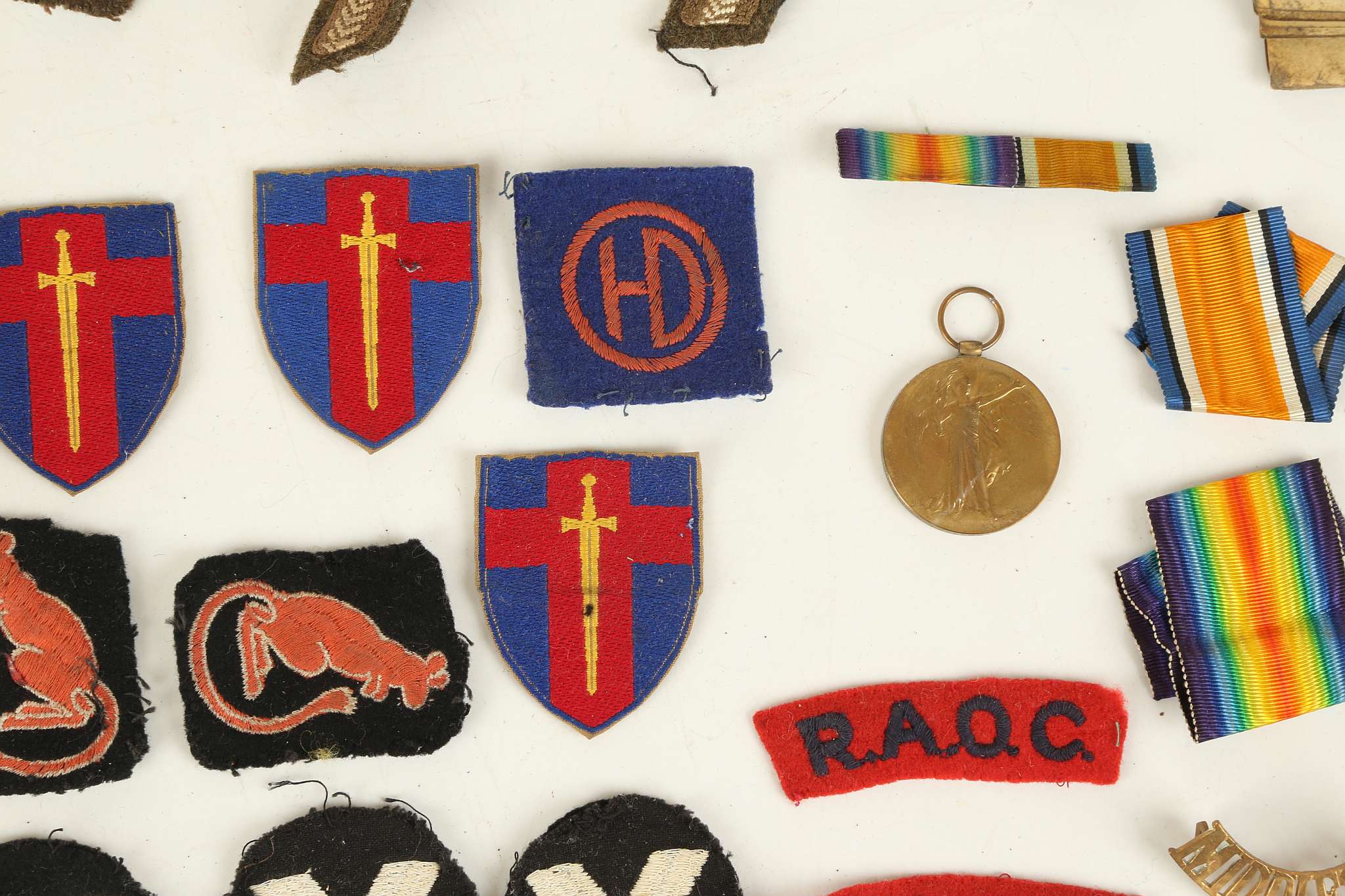 WWI medals, buttons, badges, titles and other WWII - Image 5 of 5