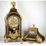 Frizon, Paris, 18th / 19th century bracket clock,