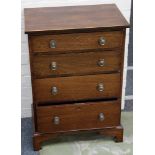 A Georgian style, small chest of four graduated drawers on bracket feet, 72 x 51 x 32cm.