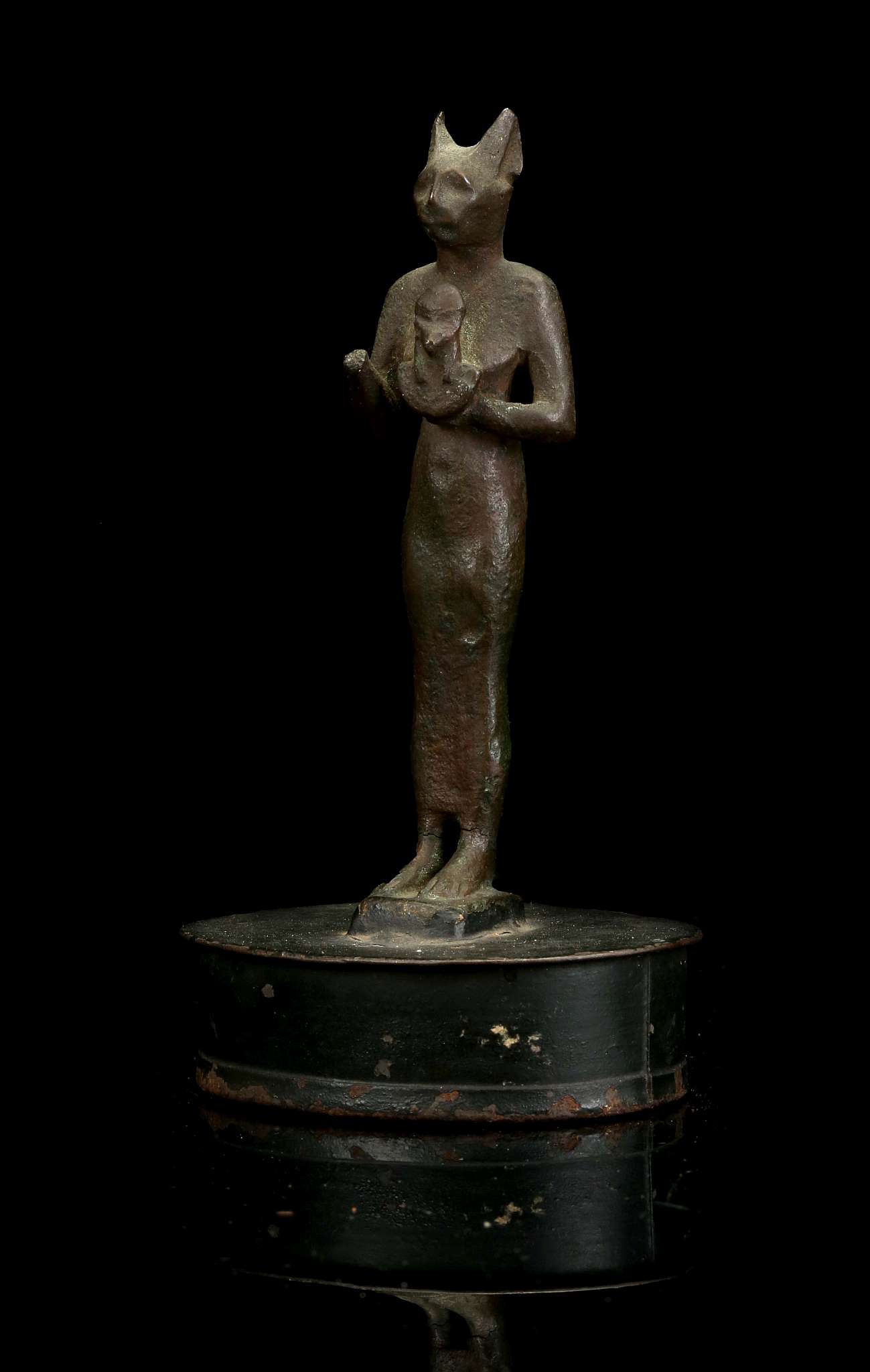 AN EGYPTIAN BRONZE FIGURE OF BASTET Late Period, circa 664-332 B.C. The cat-headed goddess - Image 2 of 2