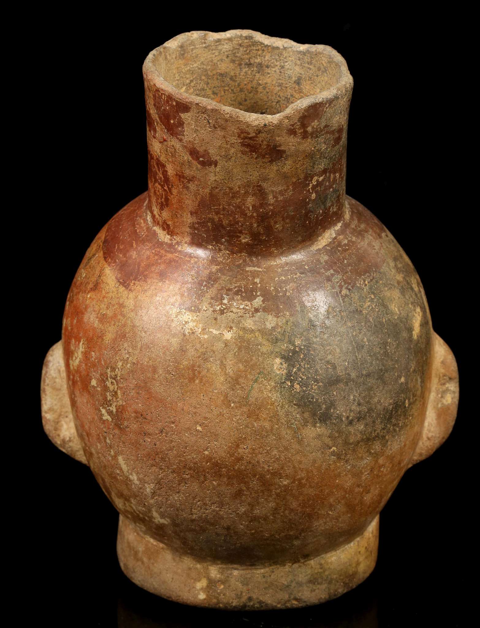 A MOCHE HEAD VESSEL, PERU Depicting the head of a man, possibly a priest, with a short fringe over - Image 4 of 5