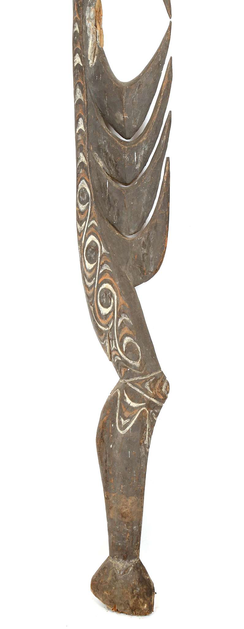 A KOREWORI 'YIPWON' HOOK FIGURE, PAPUA NEW GUINEA Carved from a single piece of wood, with typical - Image 3 of 4