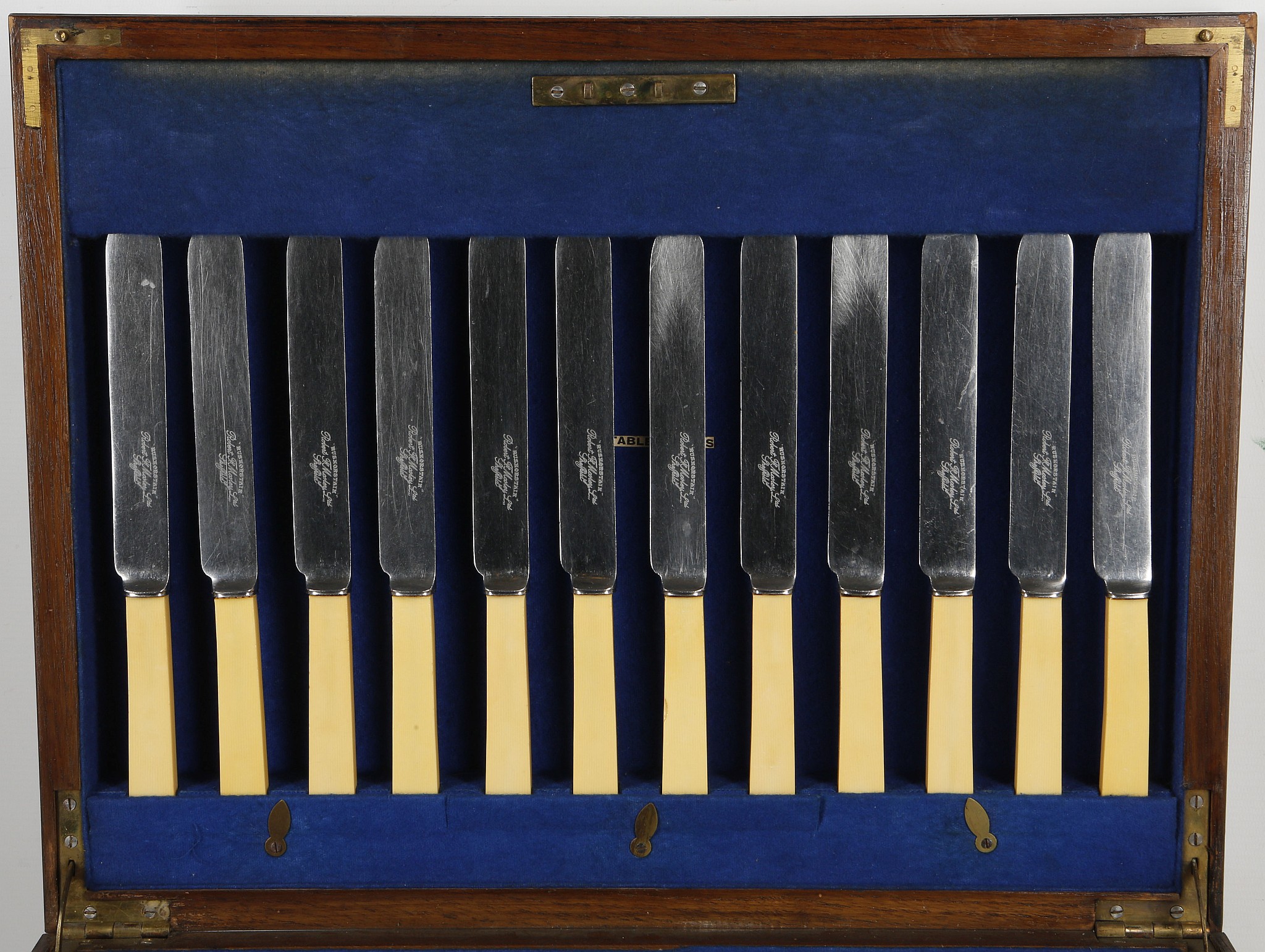 An oak cased Edwardian canteen of cutlery, the kni - Image 2 of 4