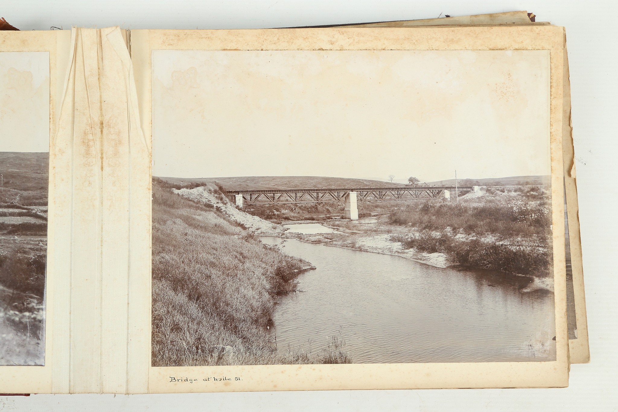 A PHOTOGRAPHIC ALBUM OF THE TIENTSIN-PUKOW RAILWAY - Image 23 of 60