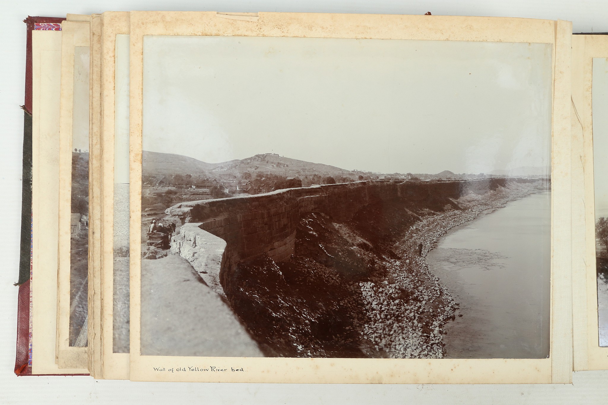 A PHOTOGRAPHIC ALBUM OF THE TIENTSIN-PUKOW RAILWAY - Image 38 of 60