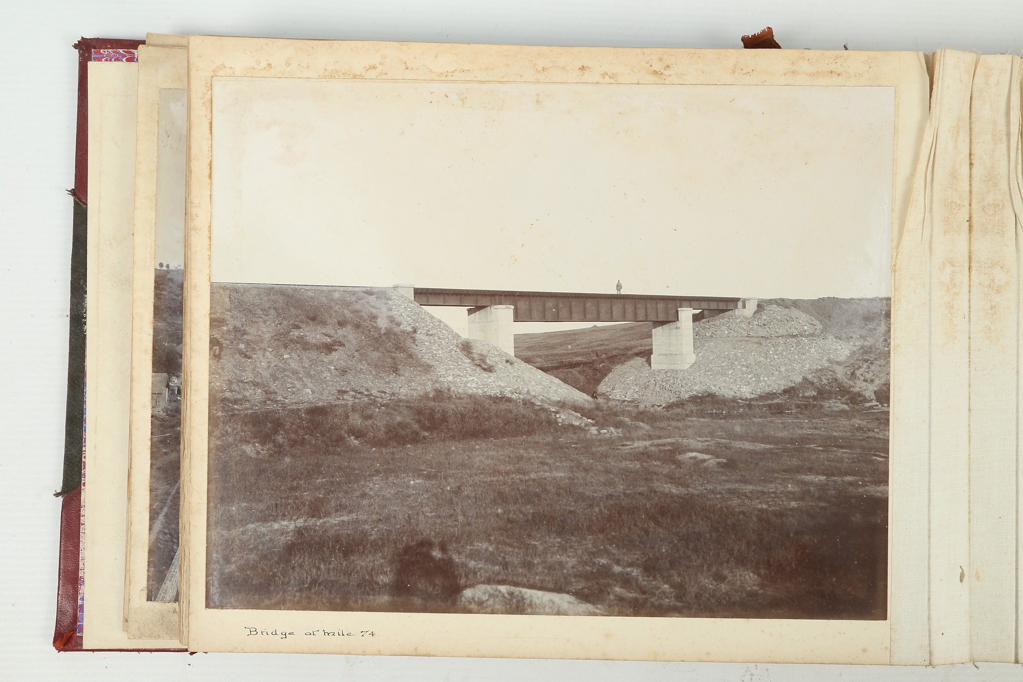 A PHOTOGRAPHIC ALBUM OF THE TIENTSIN-PUKOW RAILWAY - Image 24 of 60
