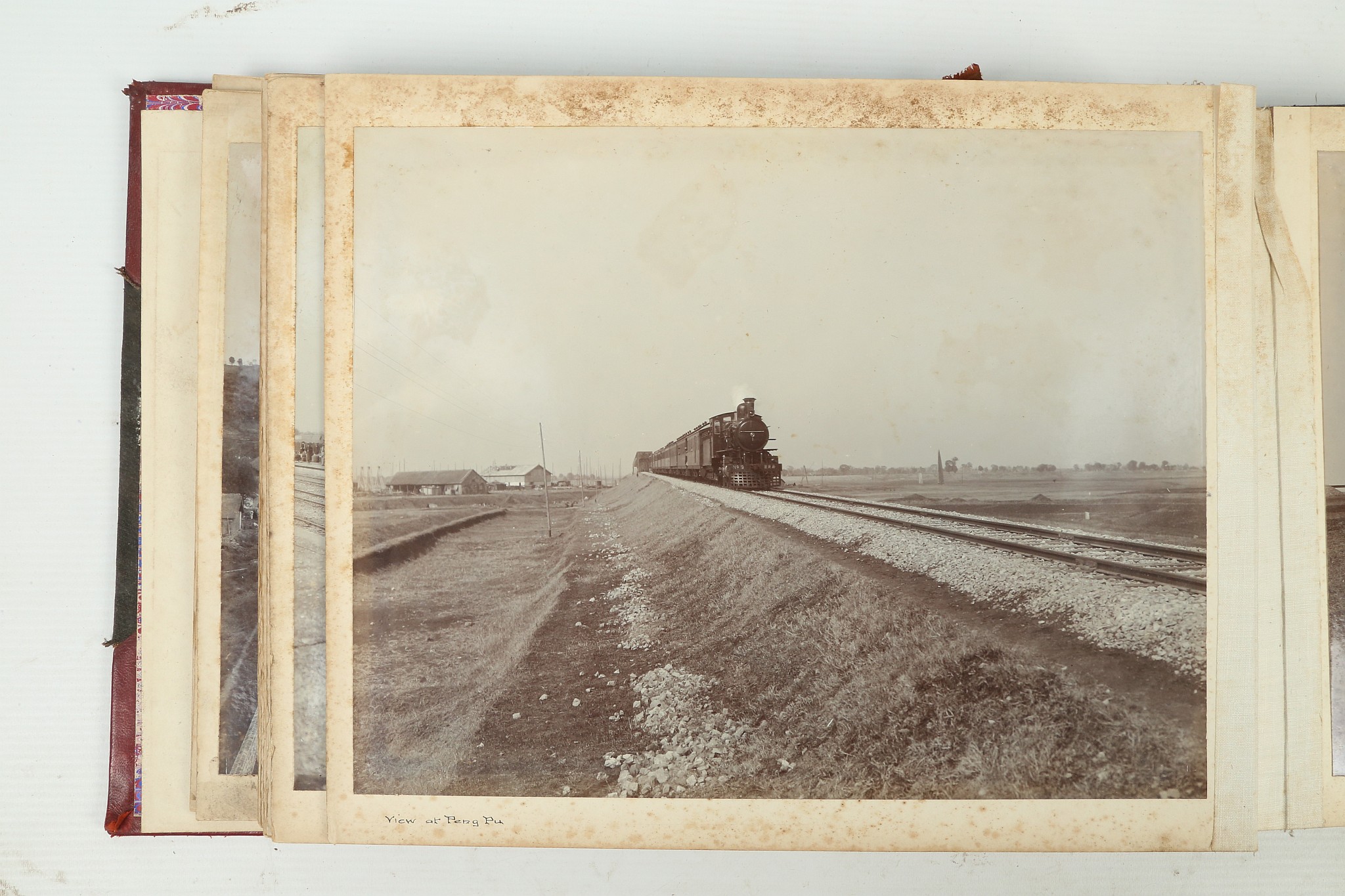 A PHOTOGRAPHIC ALBUM OF THE TIENTSIN-PUKOW RAILWAY - Image 32 of 60