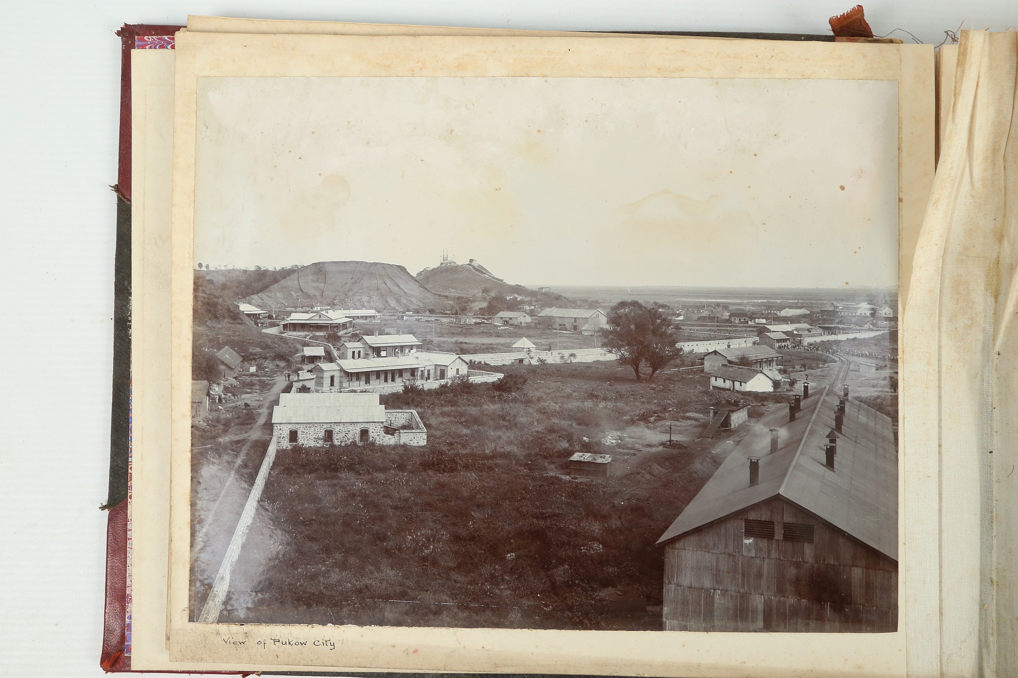 A PHOTOGRAPHIC ALBUM OF THE TIENTSIN-PUKOW RAILWAY - Image 10 of 60