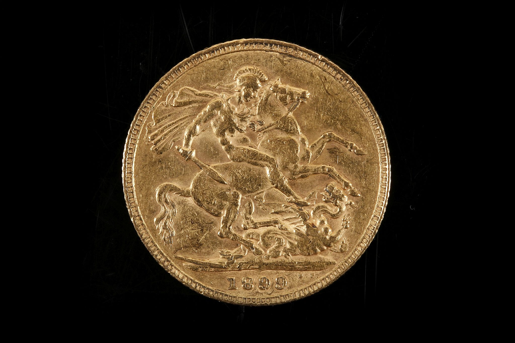 Victorian sovereign 1899, jubilee head left / George and dragon.