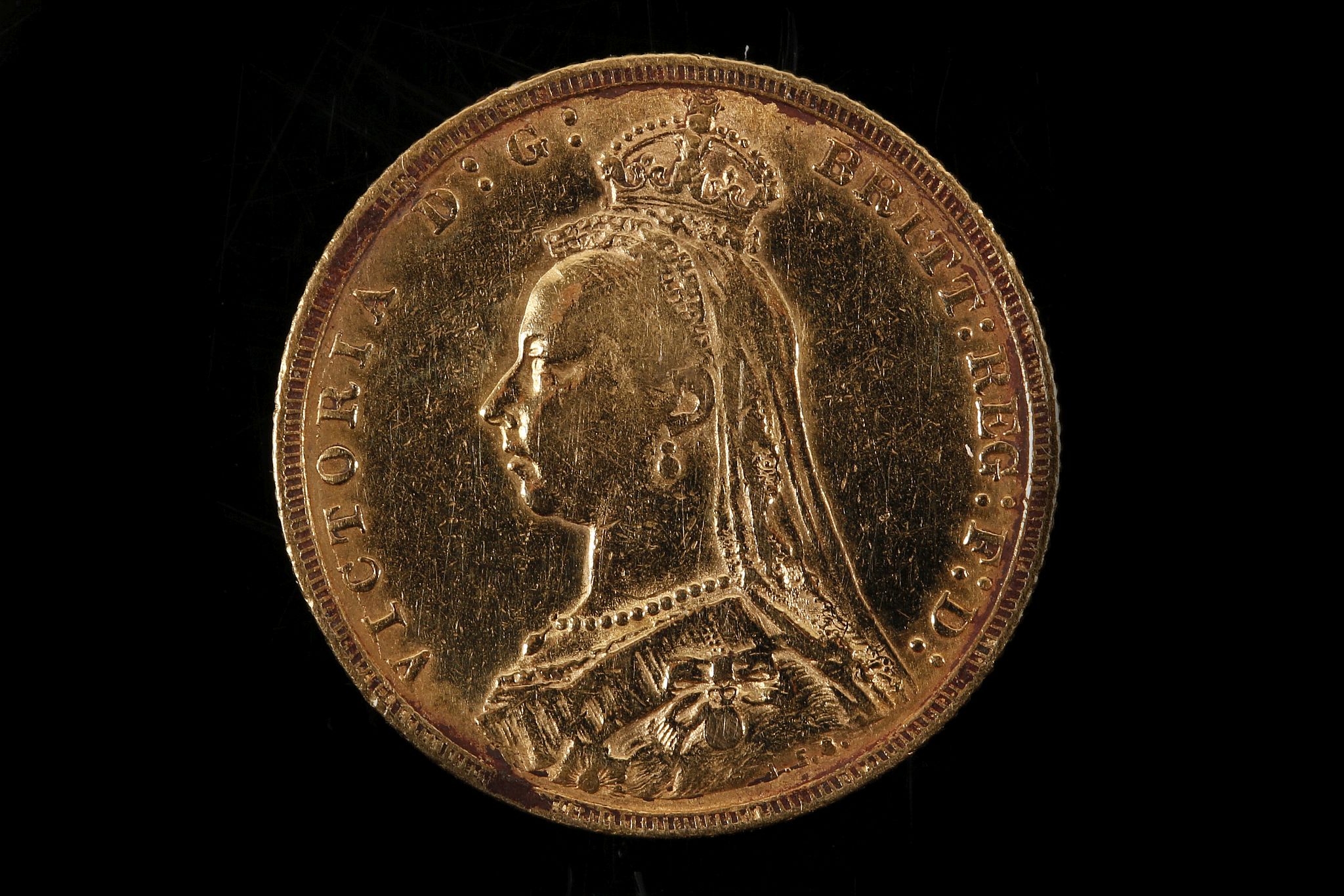 Victoria 1892 sovereign, EF. - Image 2 of 2