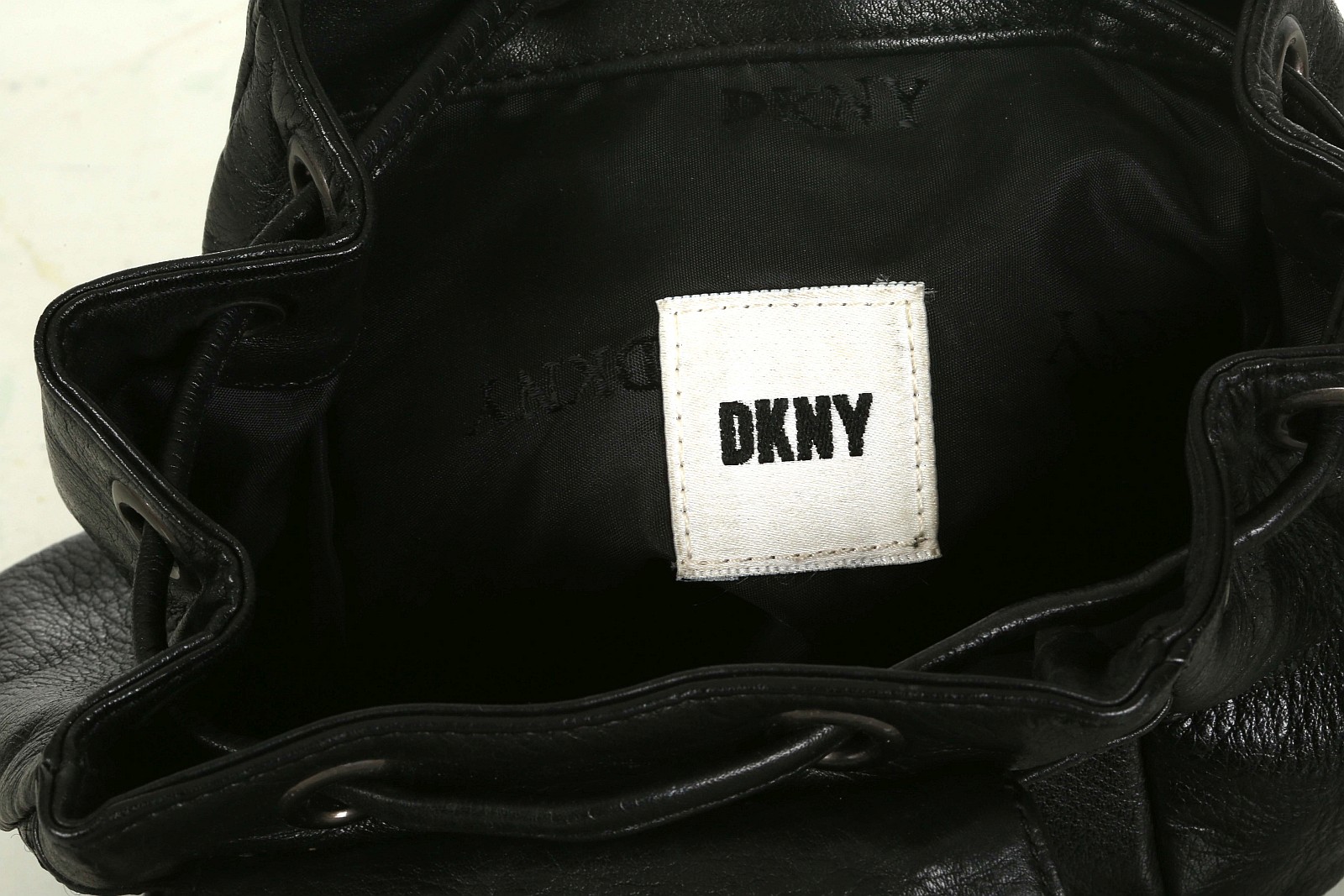 DKNY MINI BACKPACK, black leather, 23cm high, 17cm - Image 2 of 5