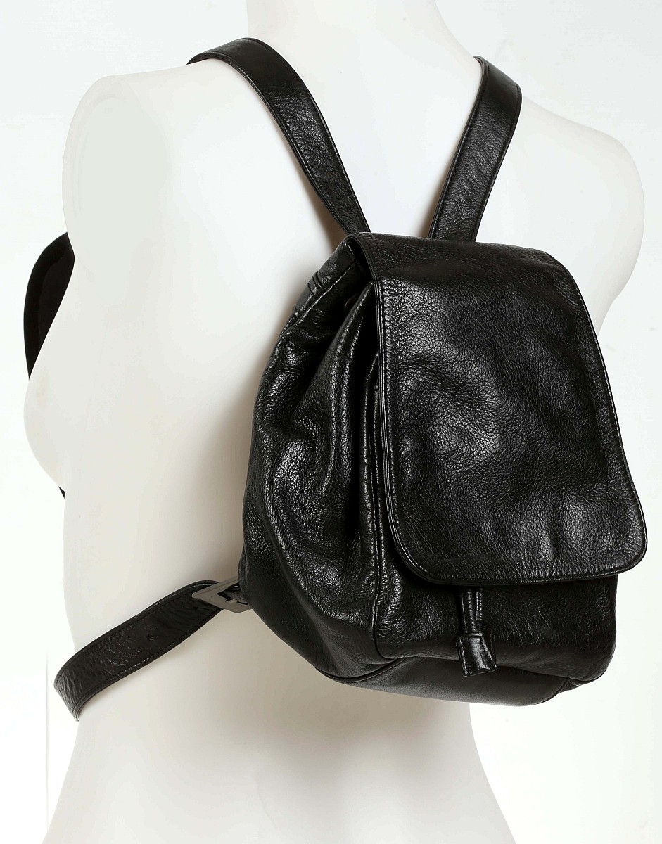 DKNY MINI BACKPACK, black leather, 23cm high, 17cm