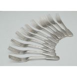 Eleven Antique Imperial Russian 84 Zolotnik Silver dessert forks, Moscow 1908-17. In fiddle pattern,