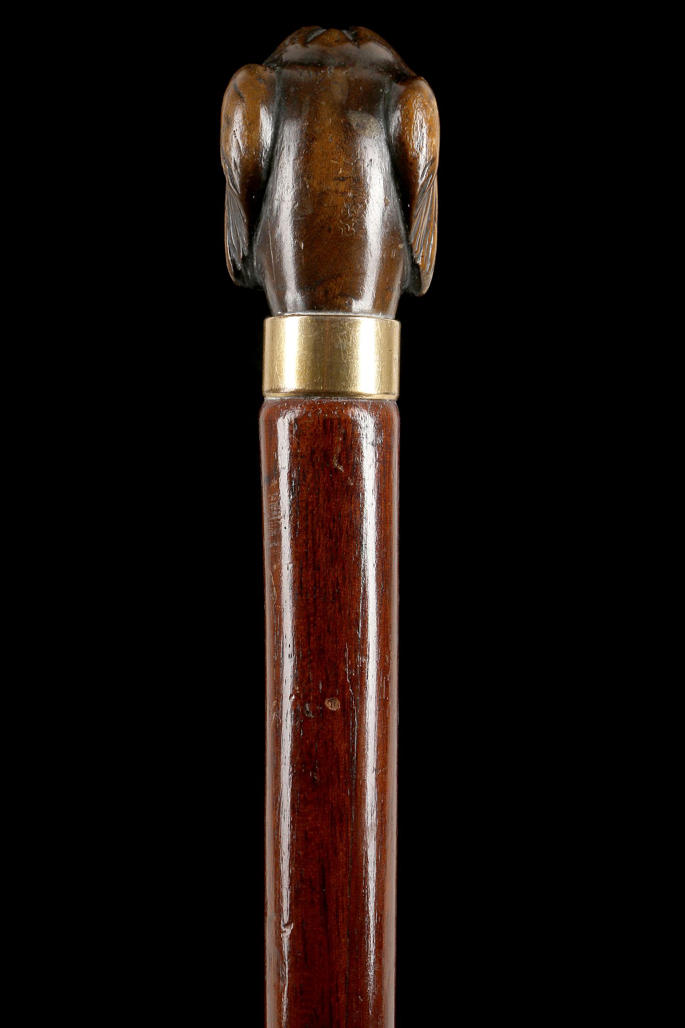 A LATE 19TH / EARLY 20TH CENTURY STAINED WOOD CANE - Image 5 of 8