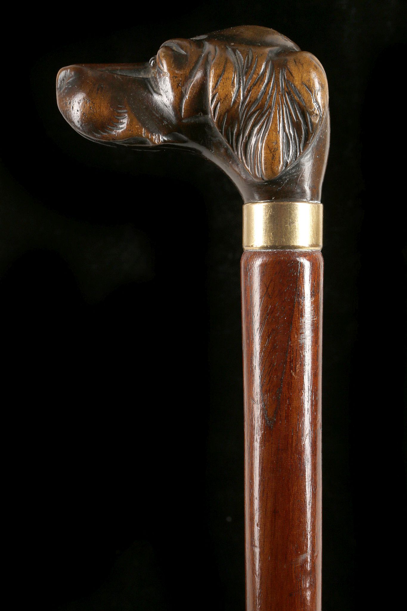 A LATE 19TH / EARLY 20TH CENTURY STAINED WOOD CANE - Image 2 of 8