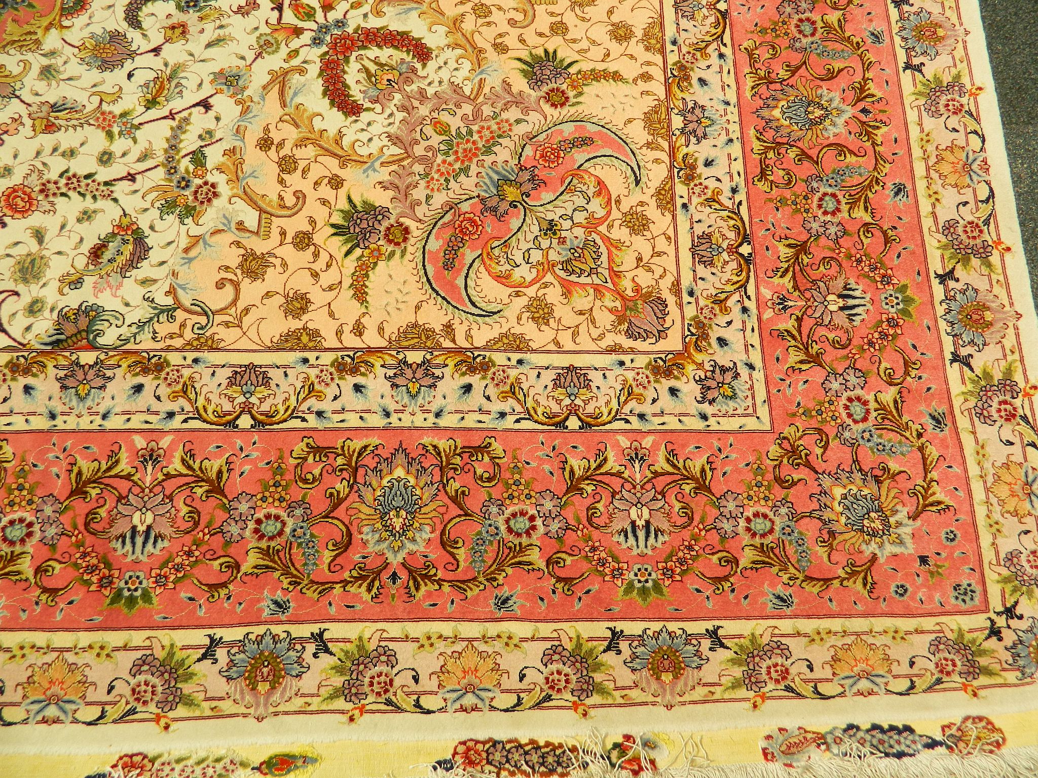 A fine 50 Raj wool and silk, Tabriz carpet with si - Image 3 of 5