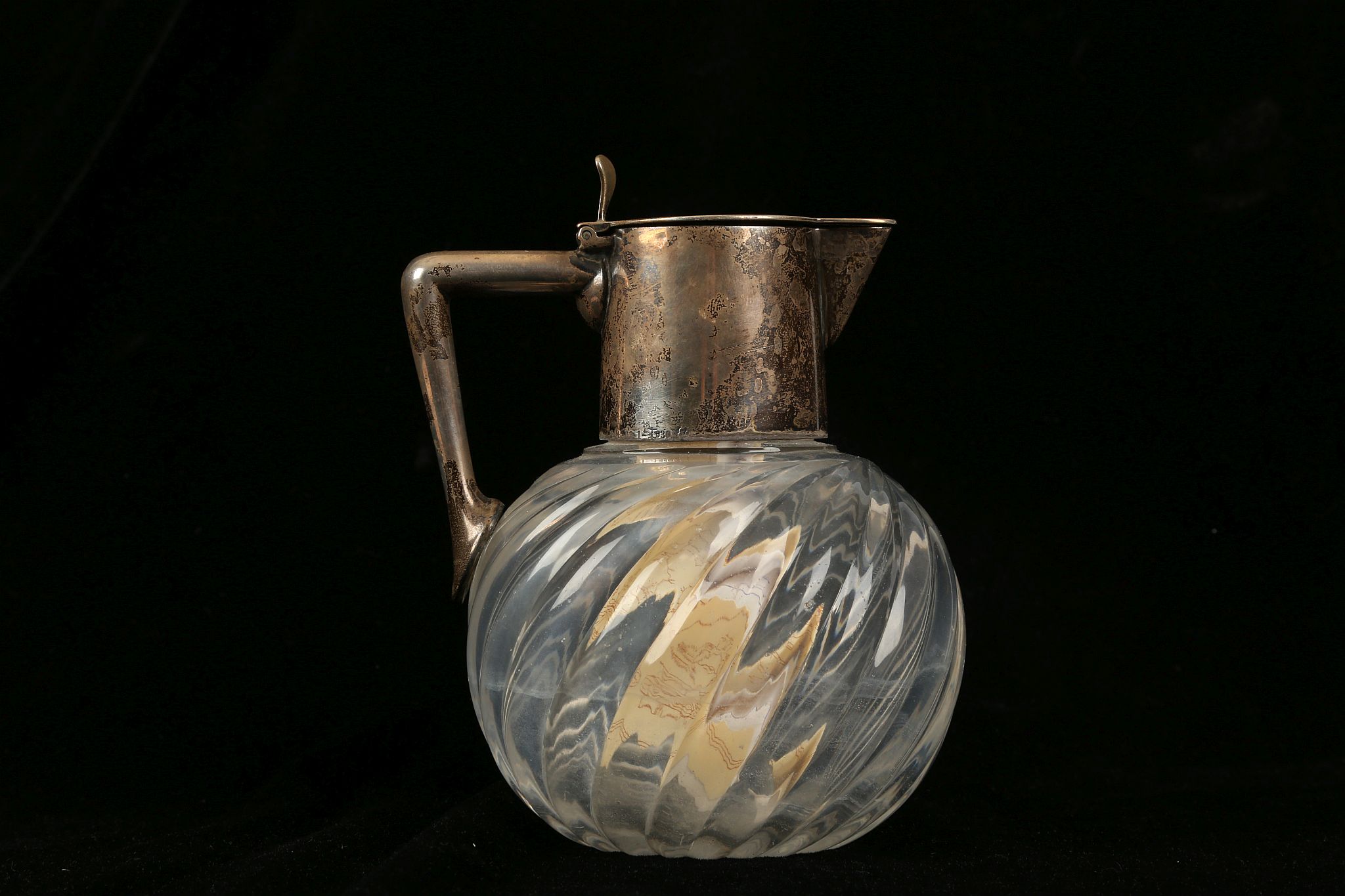 A CONTINENTAL AESTHETIC MOVEMENT CLARET JUG, circa - Image 4 of 10