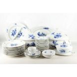 A collection of Meissen tea and dinnerware, late 1