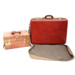 Mid 20th century leather vanity case, integral mirror and trinket boxes, 18 x 35cm, and a leather
