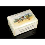 A 1930'S CROWN DEVON OF FIELDINGS PORCELAIN NOVELTY MUSICAL BOX AND COVER, applied with print and