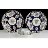 A PAIR OF WORCESTER SCALE-BLUE GROUND PLATES, TOGE