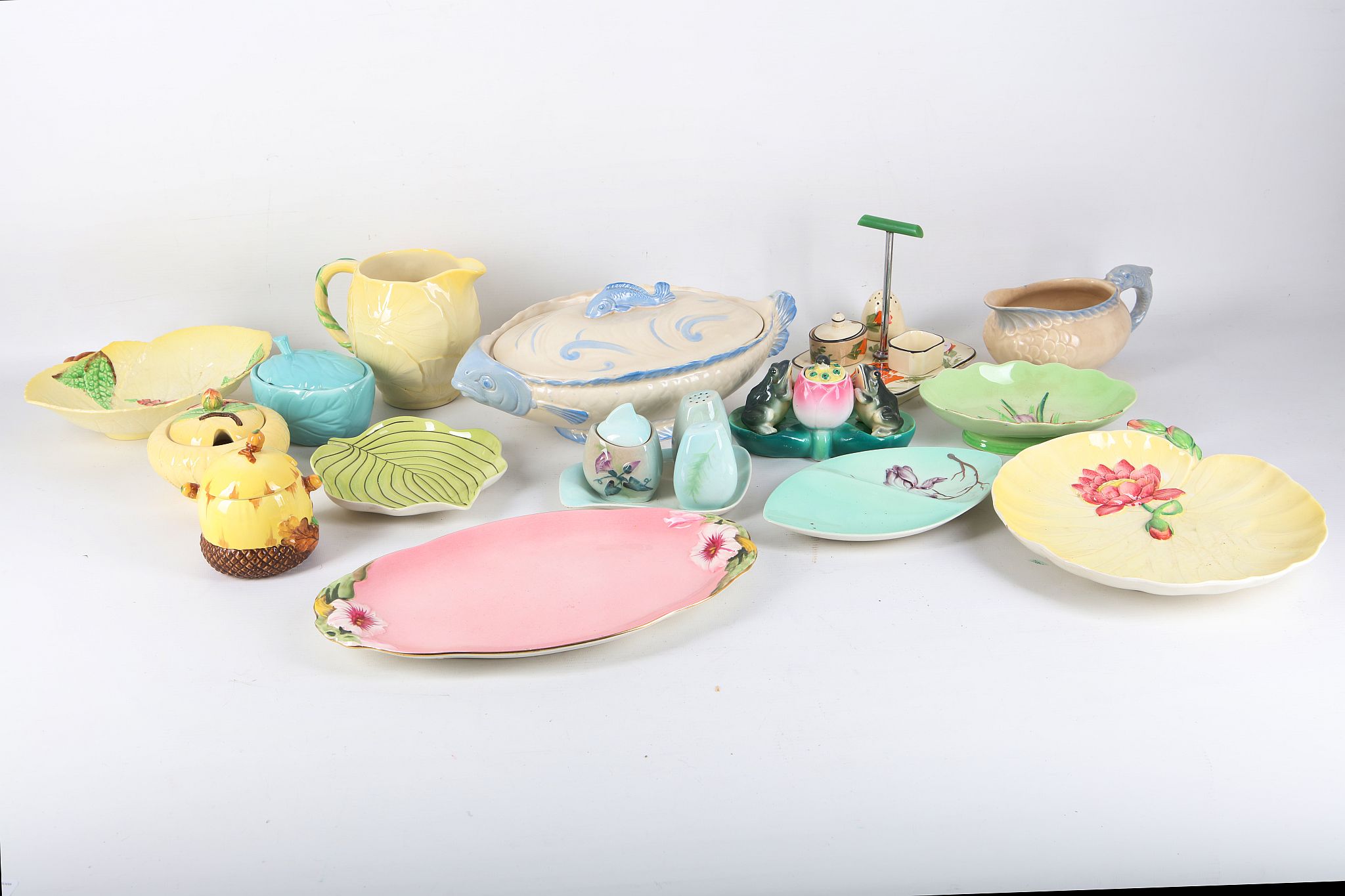 A good mixed collection of Art Deco Carlton Ware, Australian design dishes painted with flower