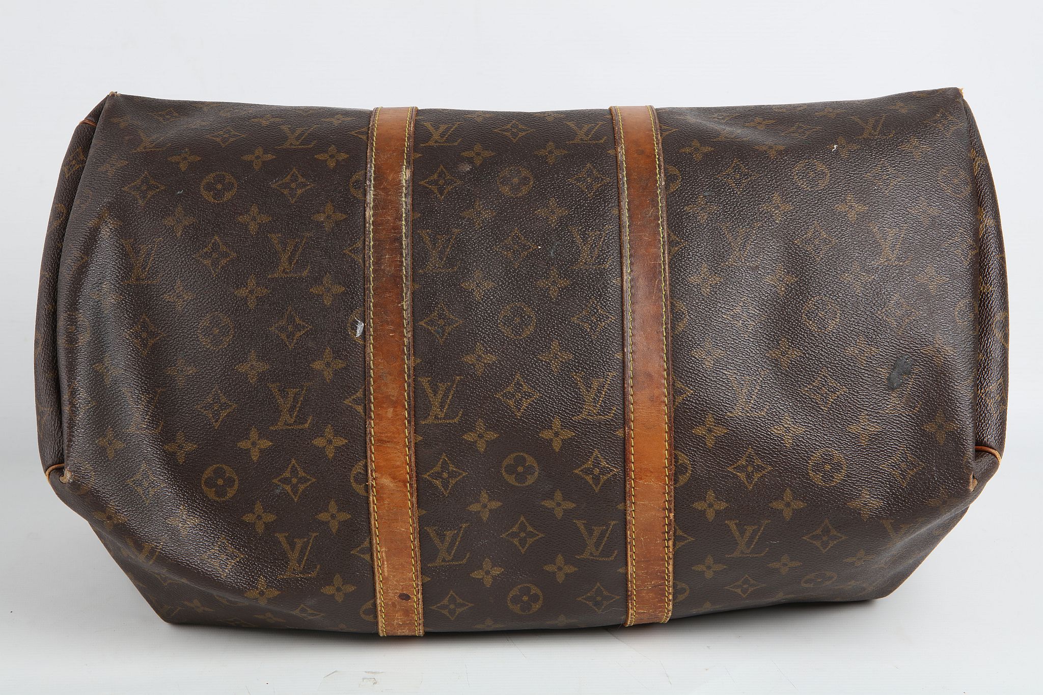 LOUIS VUITTON KEEPALL 50, date code for 1991, monogram canvas with leather trim, 50cm wide, 25cm - Image 6 of 8